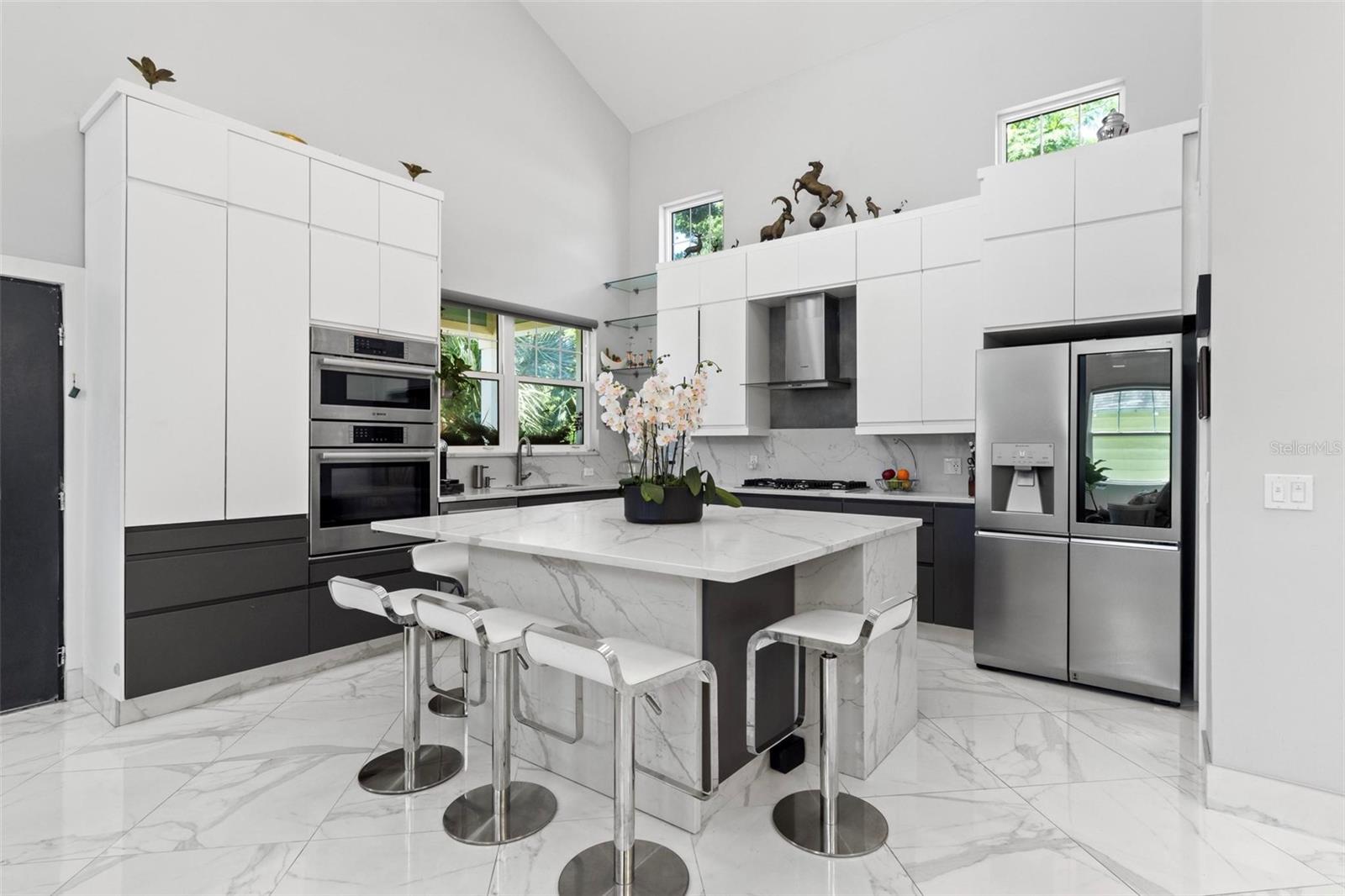 Image 4 of 44 For 475 27th Avenue N