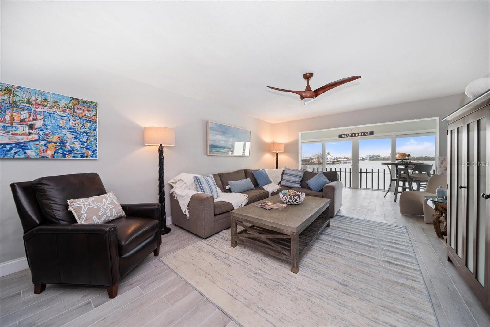 Image 11 of 39 For 868 Bayway Boulevard 206