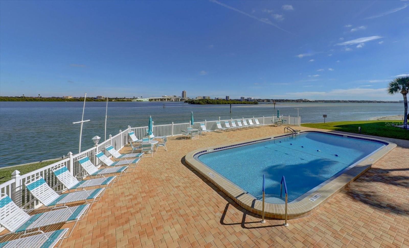 Image 28 of 39 For 868 Bayway Boulevard 206