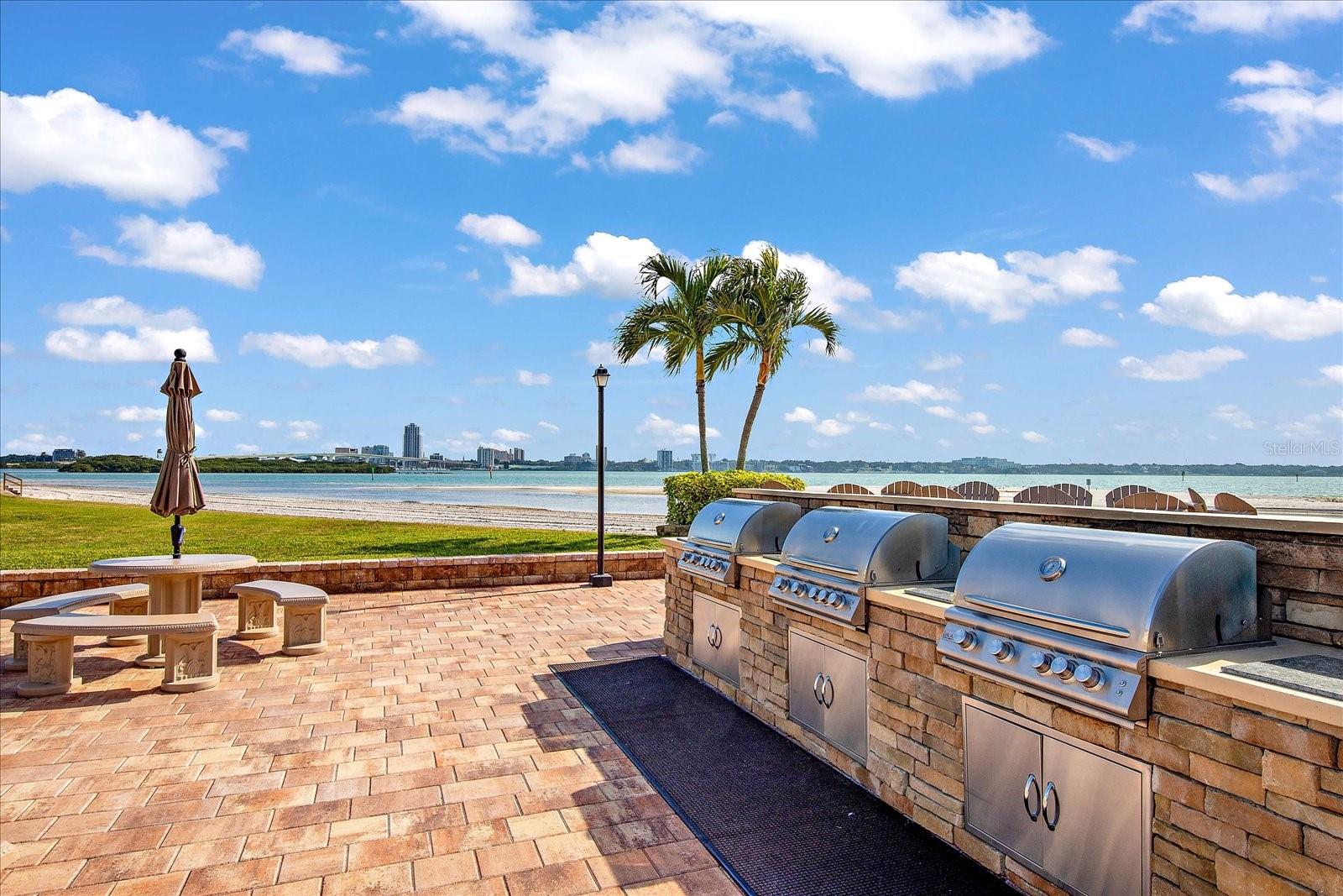 Image 33 of 39 For 868 Bayway Boulevard 206