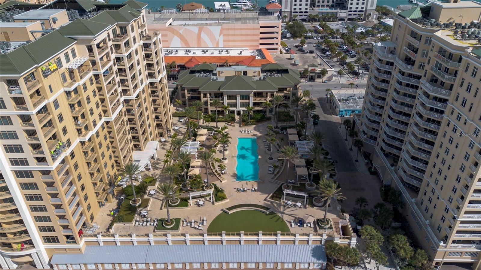 Image 76 of 100 For 470 Mandalay Avenue 303