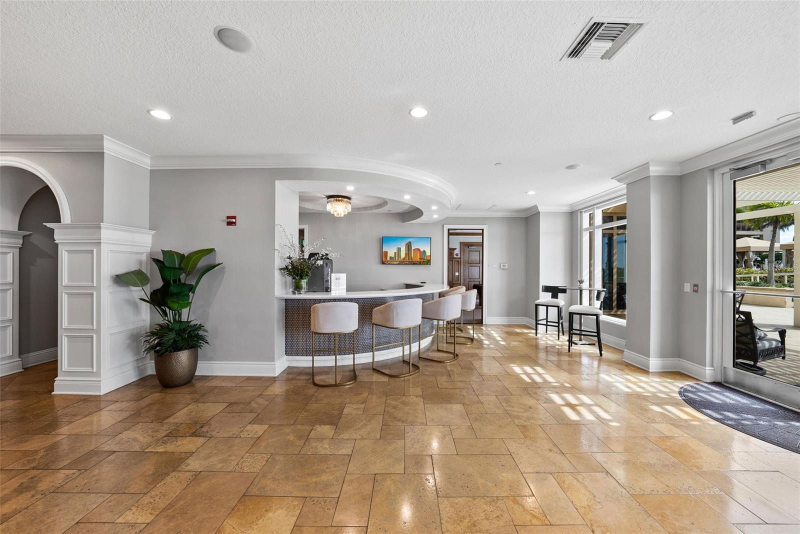 Image 91 of 100 For 470 Mandalay Avenue 303
