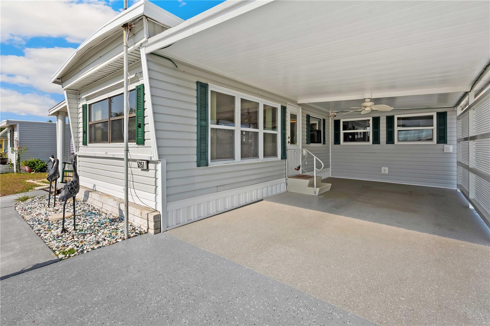 Image 11 of 63 For 5251 Flint Street