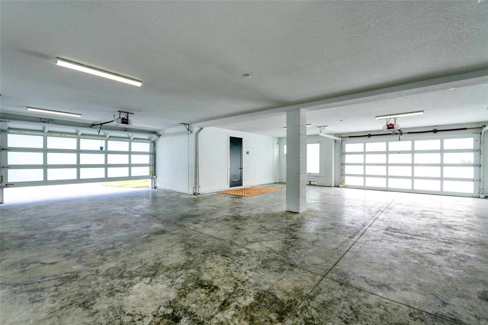 Image 10 of 10 For 344 Bay Street