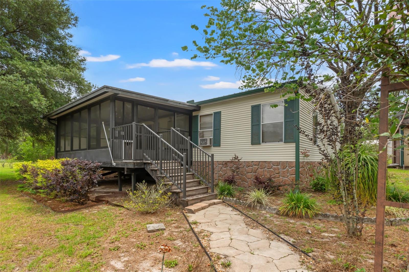 Image 2 of 48 For 6530 155th Street