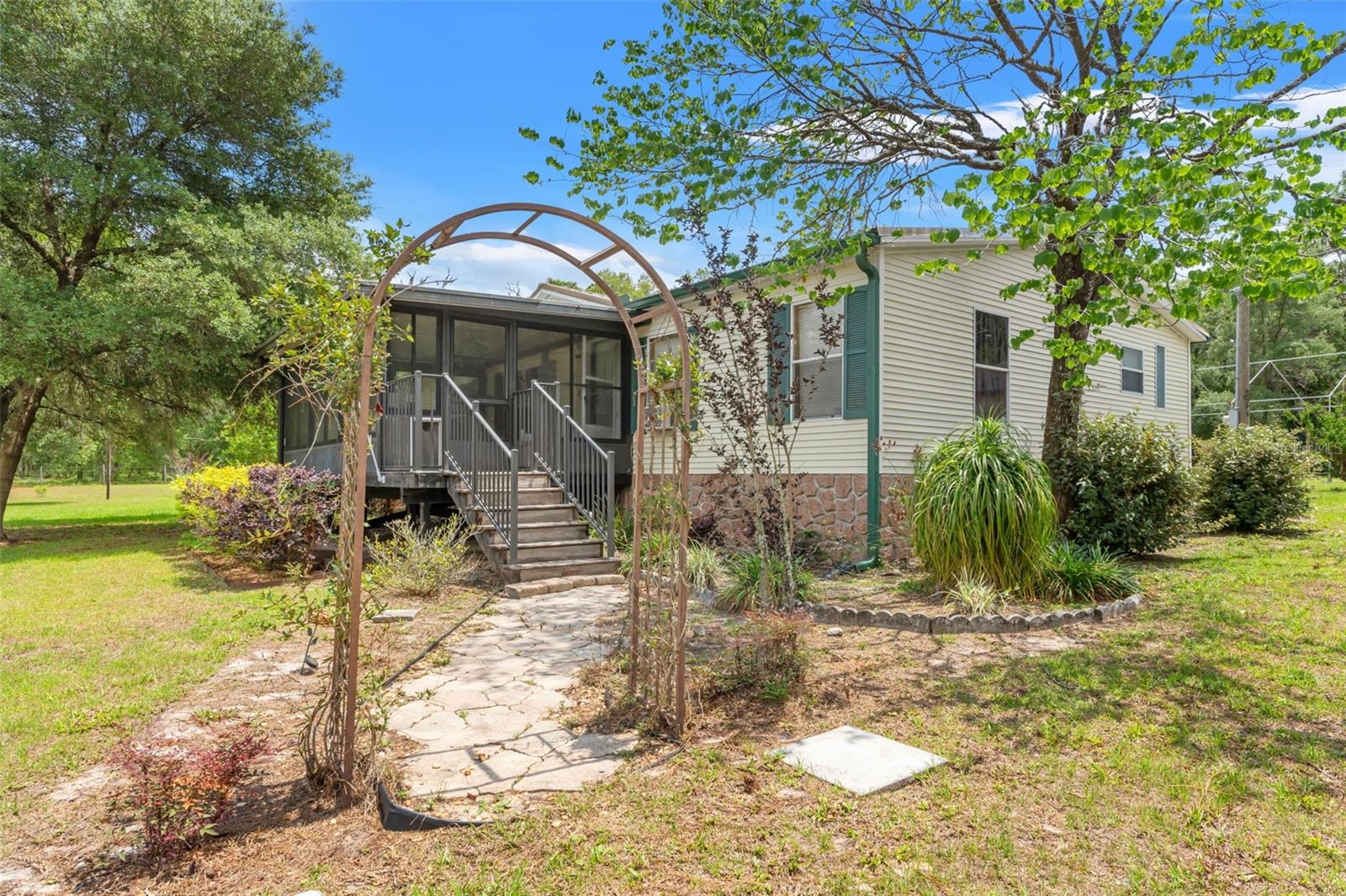 Image 26 of 48 For 6530 155th Street