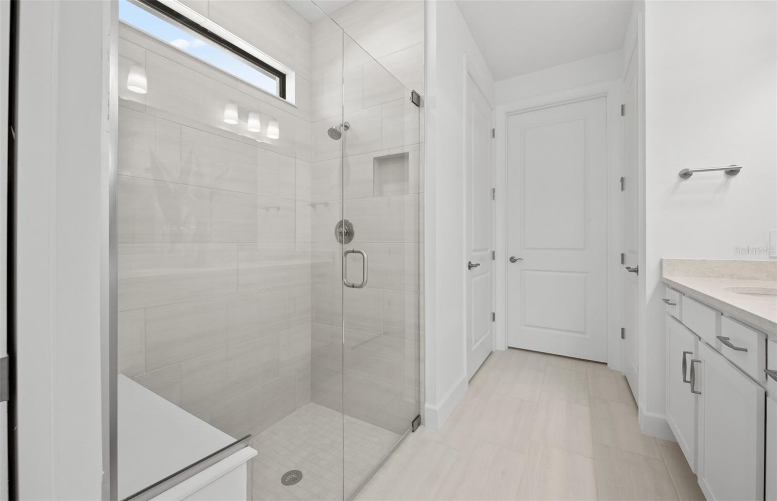 Image 19 of 42 For 4531 Gardner Street