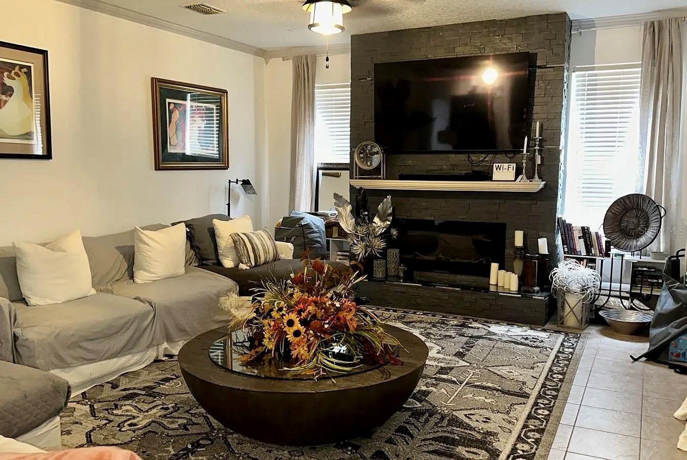 Image 7 of 18 For 1030 Marcello Boulevard