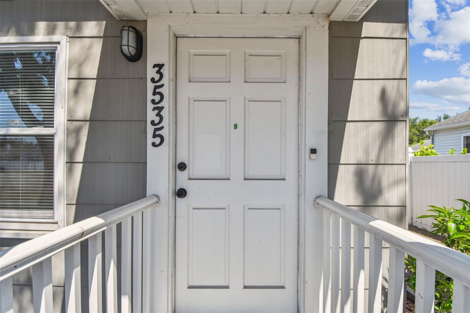 Image 11 of 53 For 3535 16th Street N