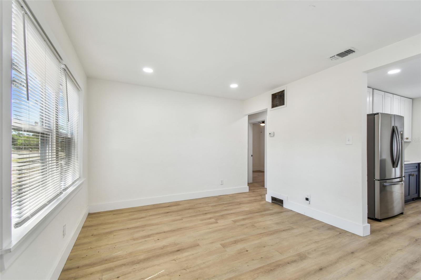 Image 16 of 53 For 3535 16th Street N
