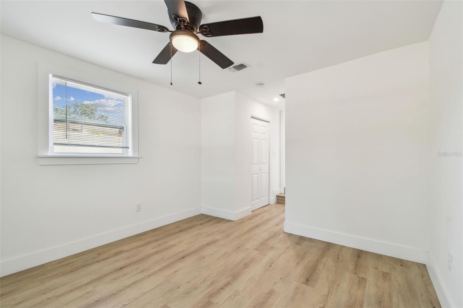 Image 27 of 53 For 3535 16th Street N