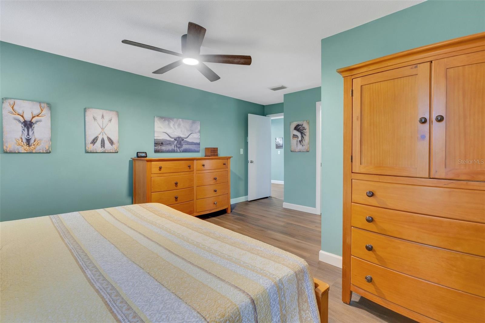 Image 36 of 56 For 4500 Great Lake Drive S