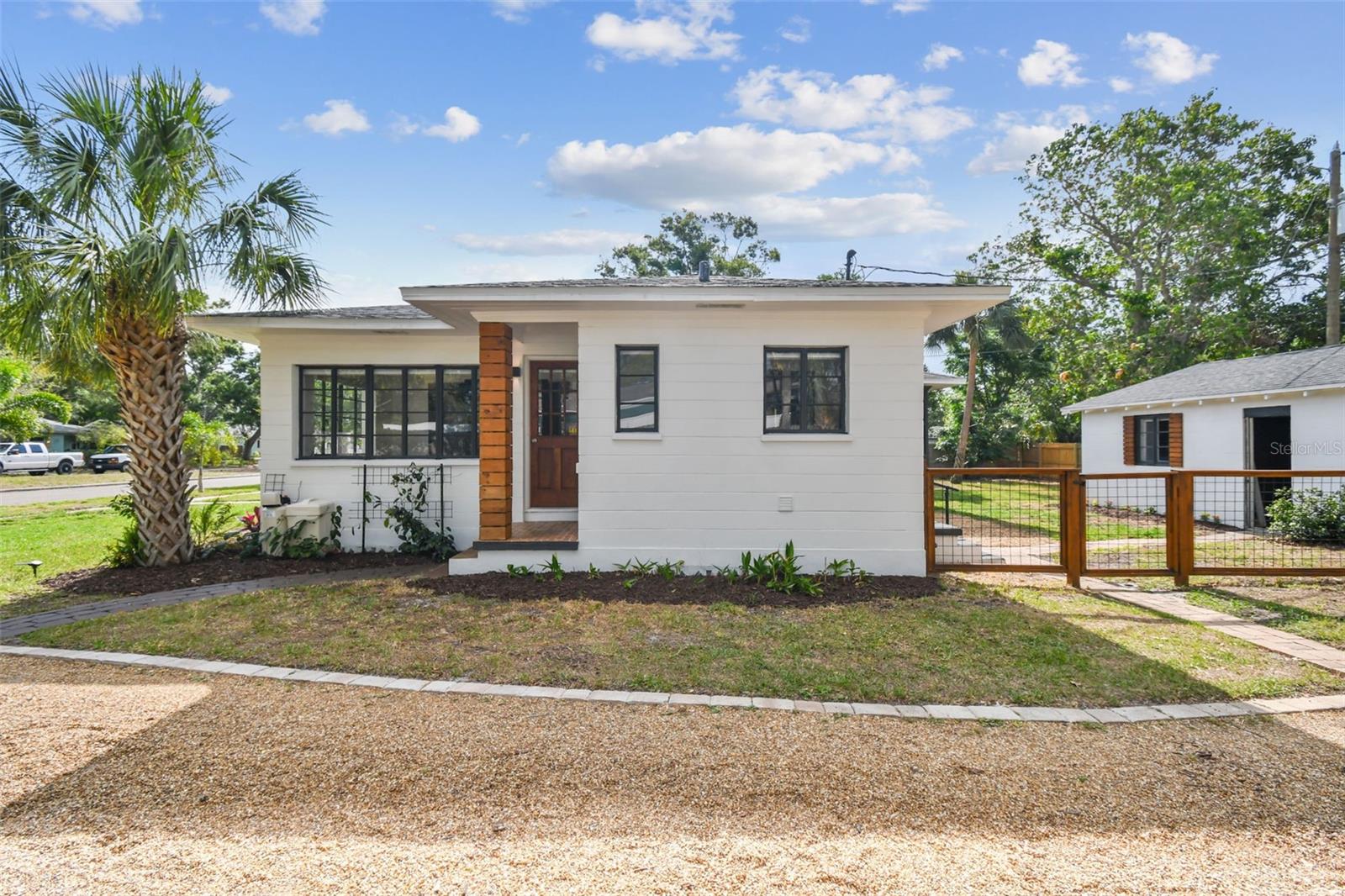Image 10 of 85 For 4560 7th Avenue N