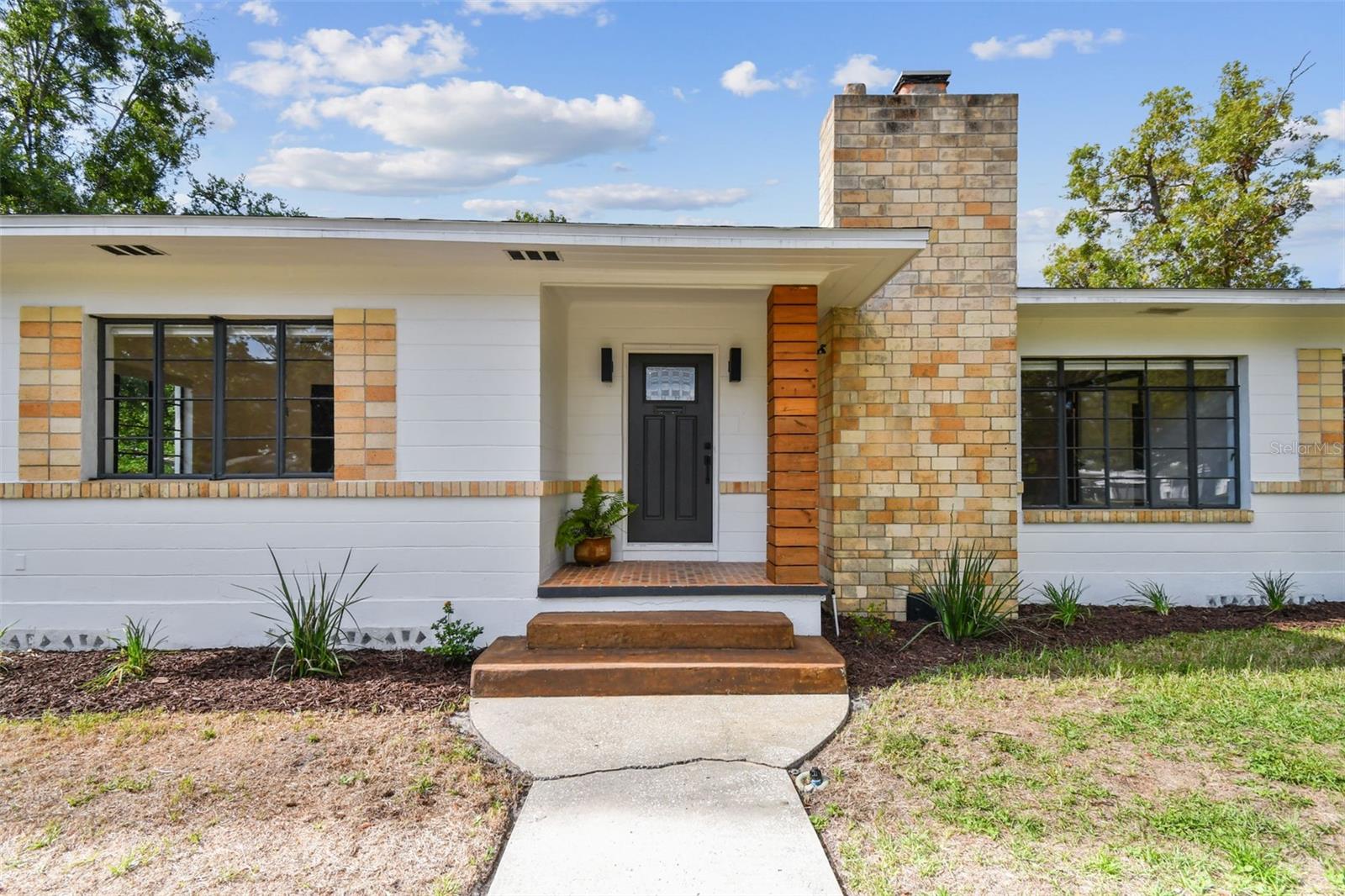 Image 14 of 85 For 4560 7th Avenue N