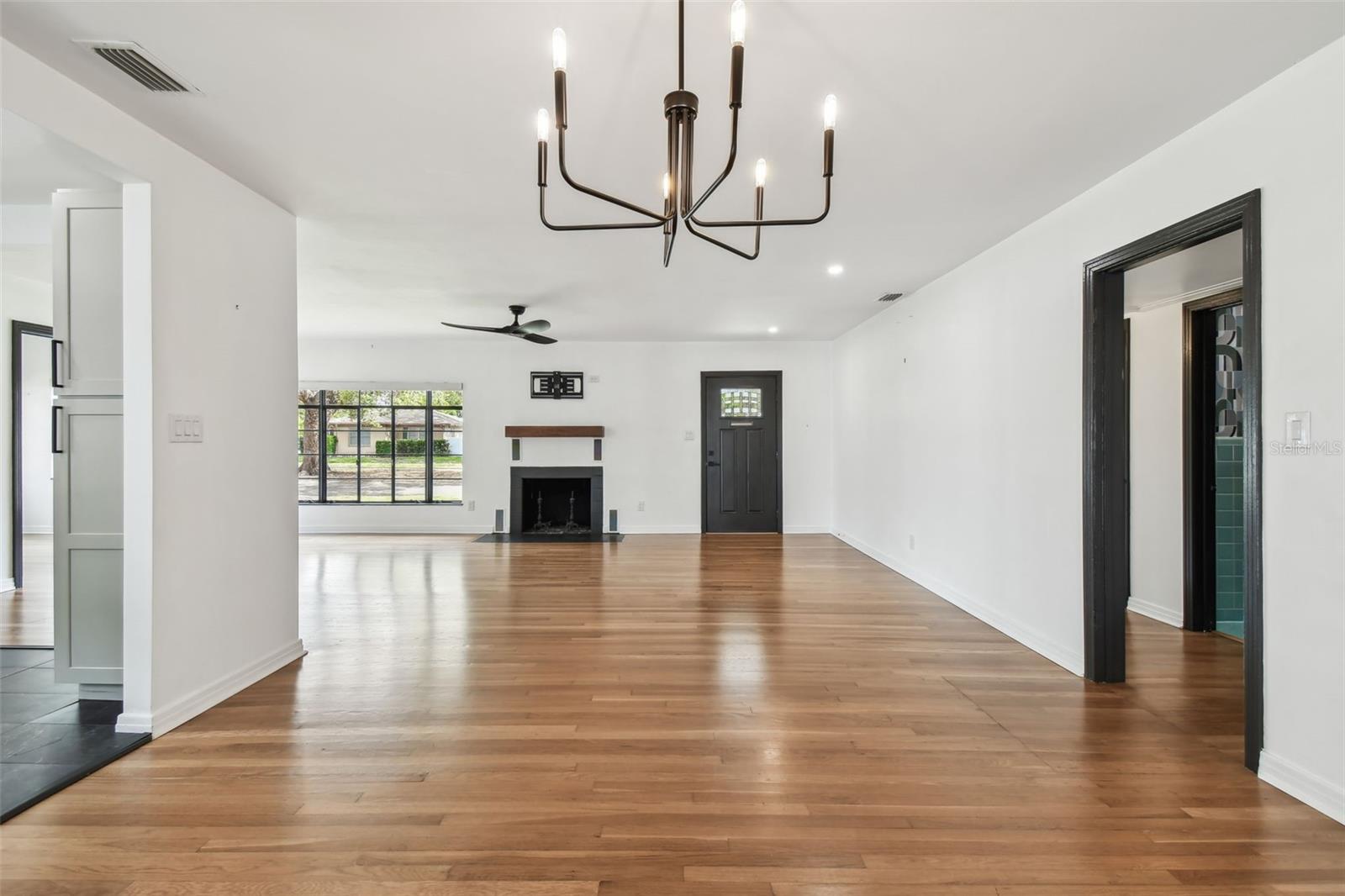 Image 19 of 85 For 4560 7th Avenue N