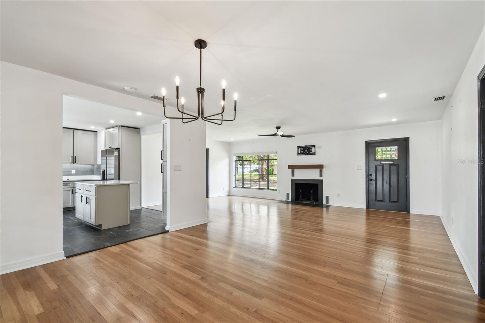 Image 20 of 85 For 4560 7th Avenue N