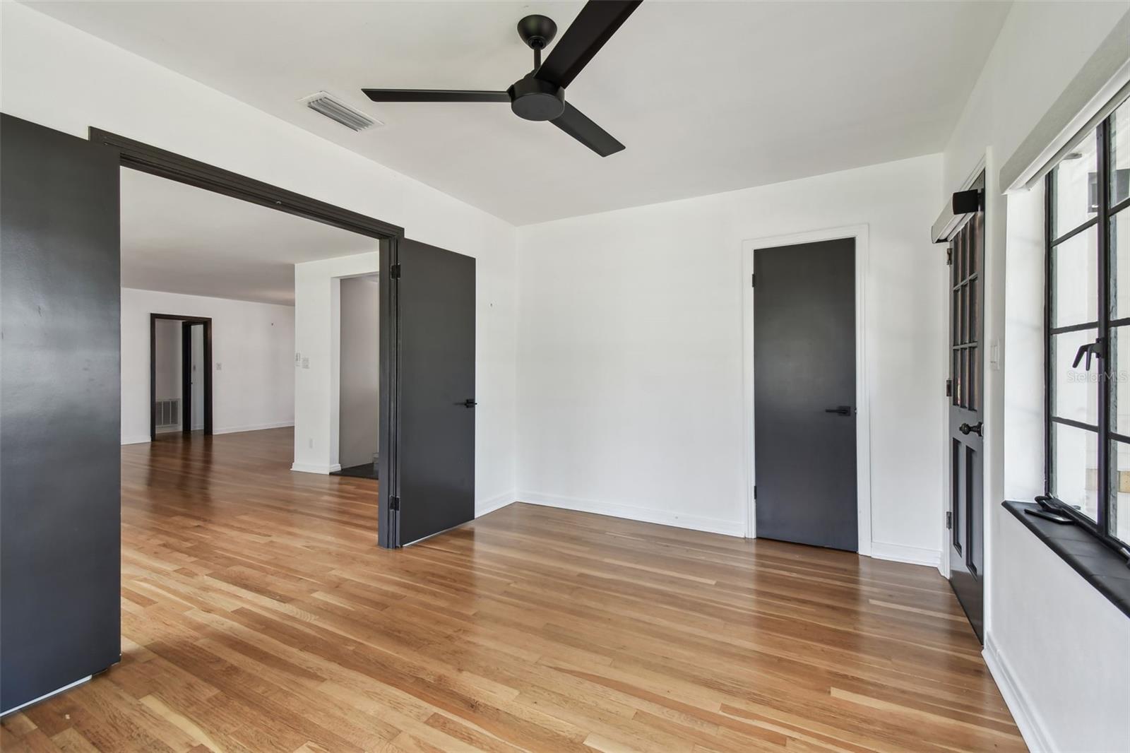 Image 21 of 85 For 4560 7th Avenue N