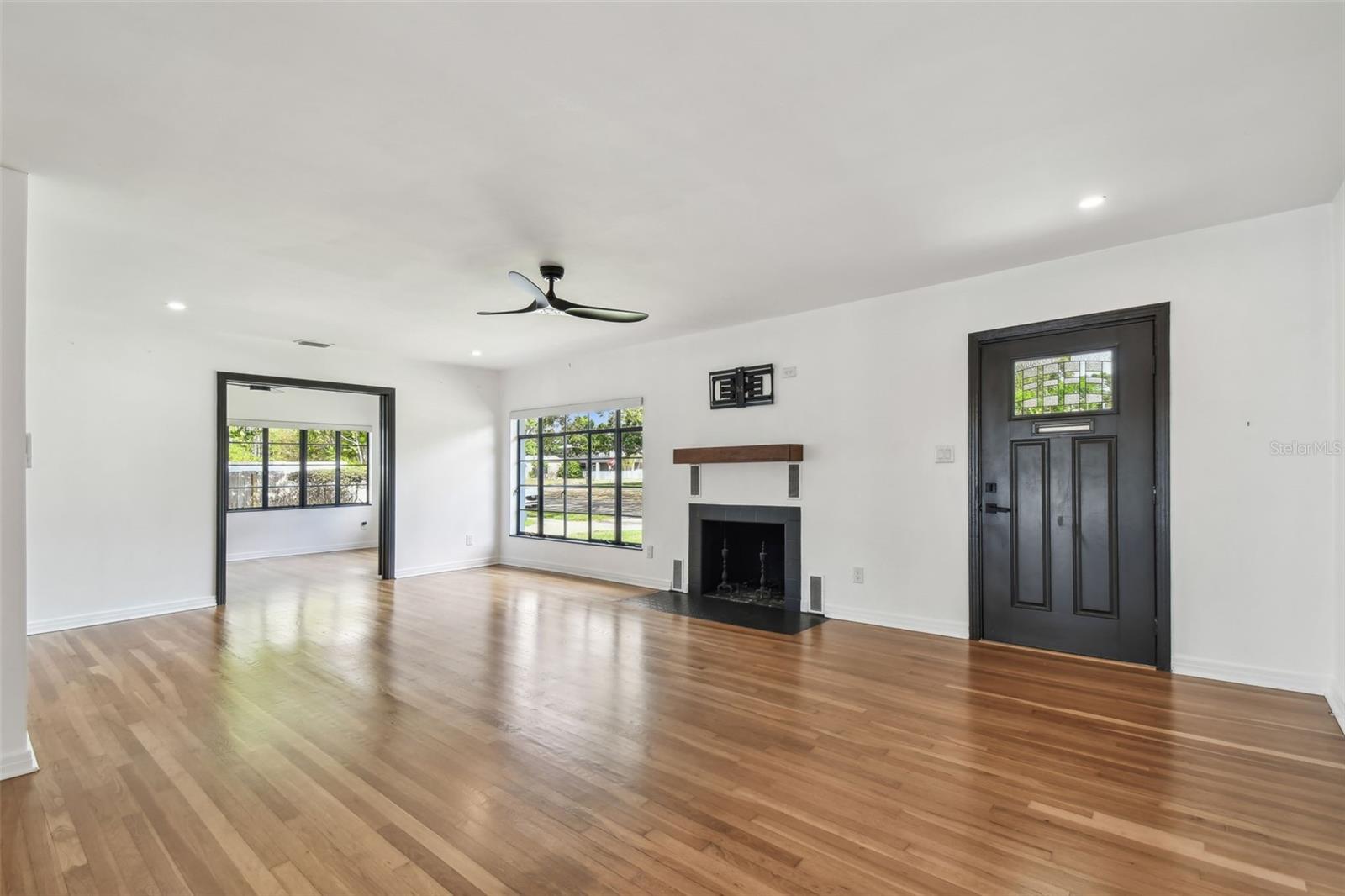 Image 26 of 85 For 4560 7th Avenue N