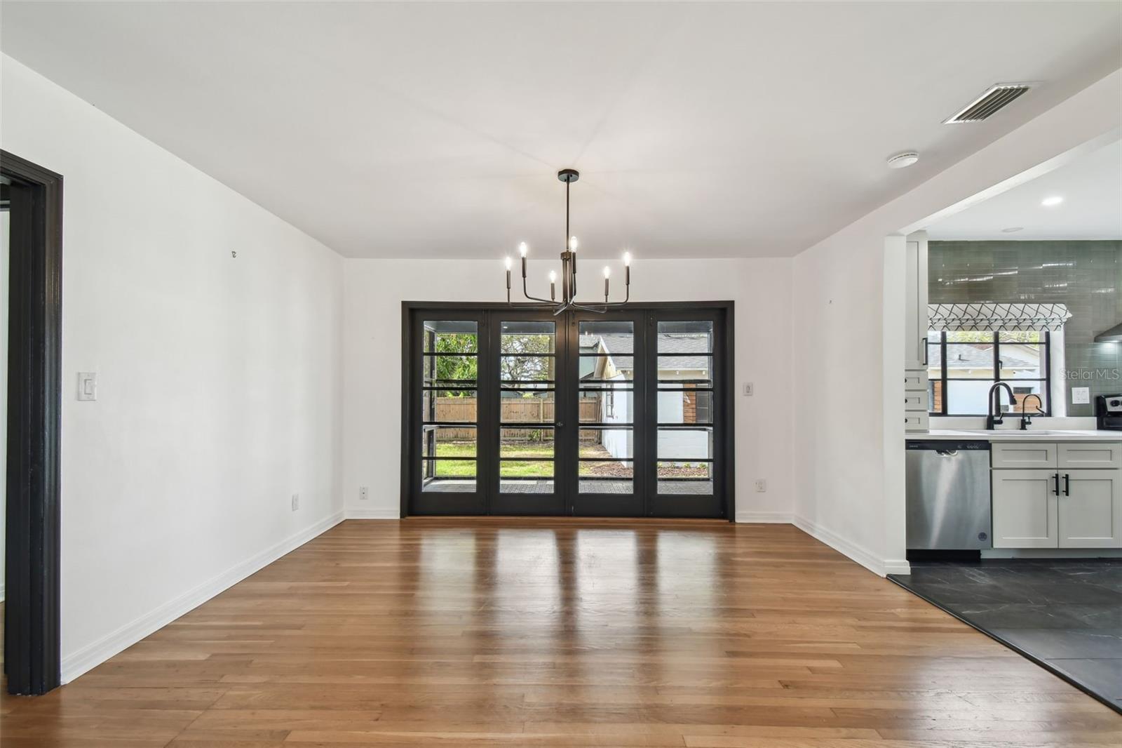 Image 32 of 85 For 4560 7th Avenue N