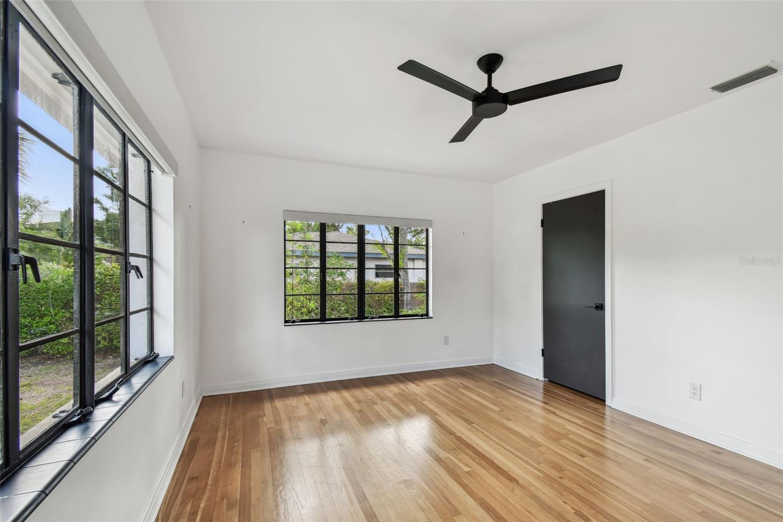 Image 58 of 85 For 4560 7th Avenue N