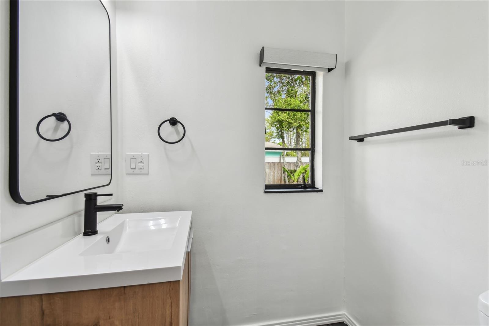 Image 70 of 85 For 4560 7th Avenue N