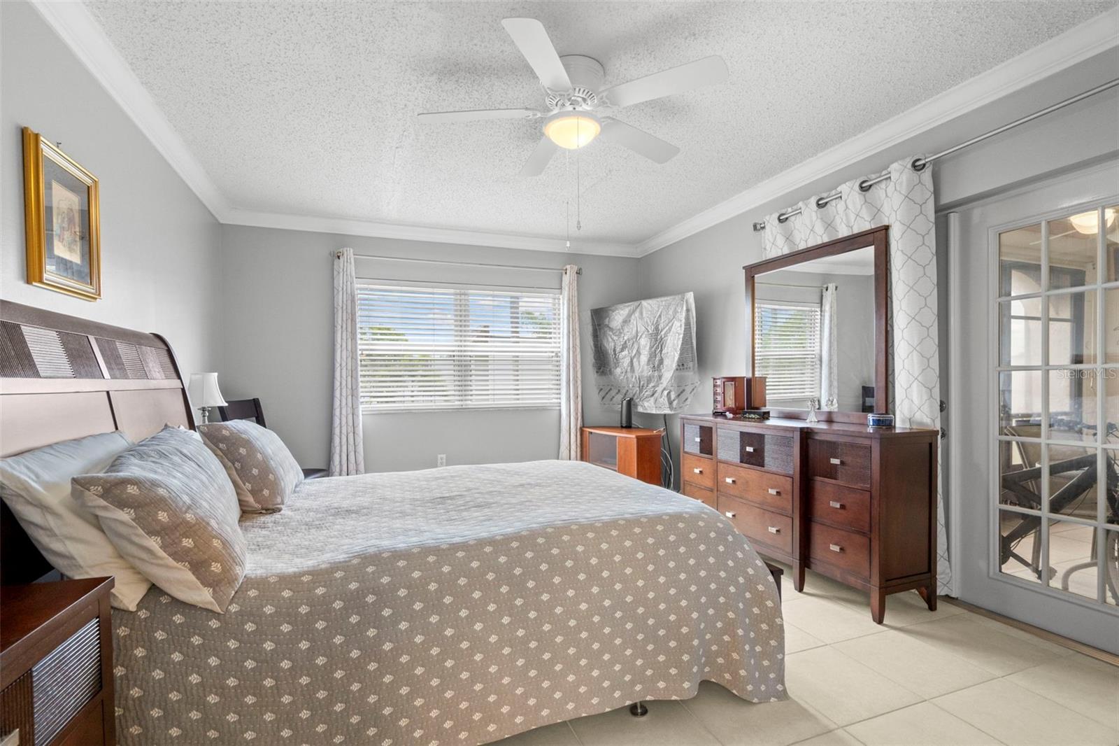 Image 18 of 31 For 7701 Starkey Road 332