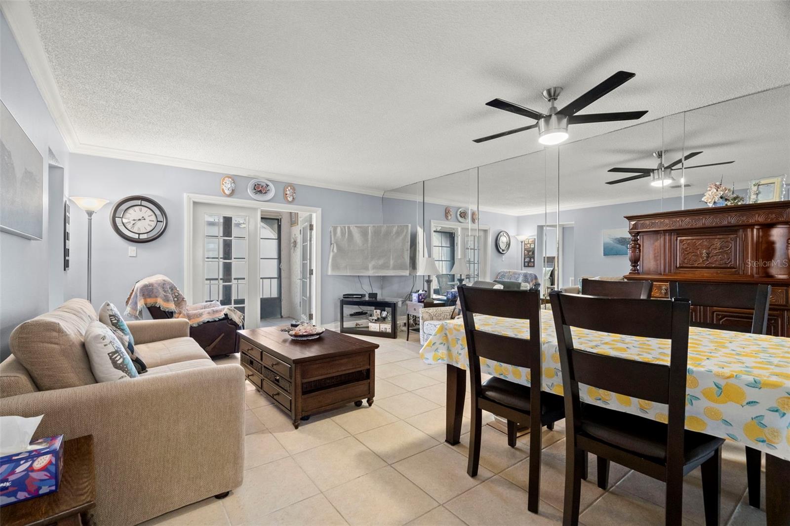 Image 8 of 31 For 7701 Starkey Road 332