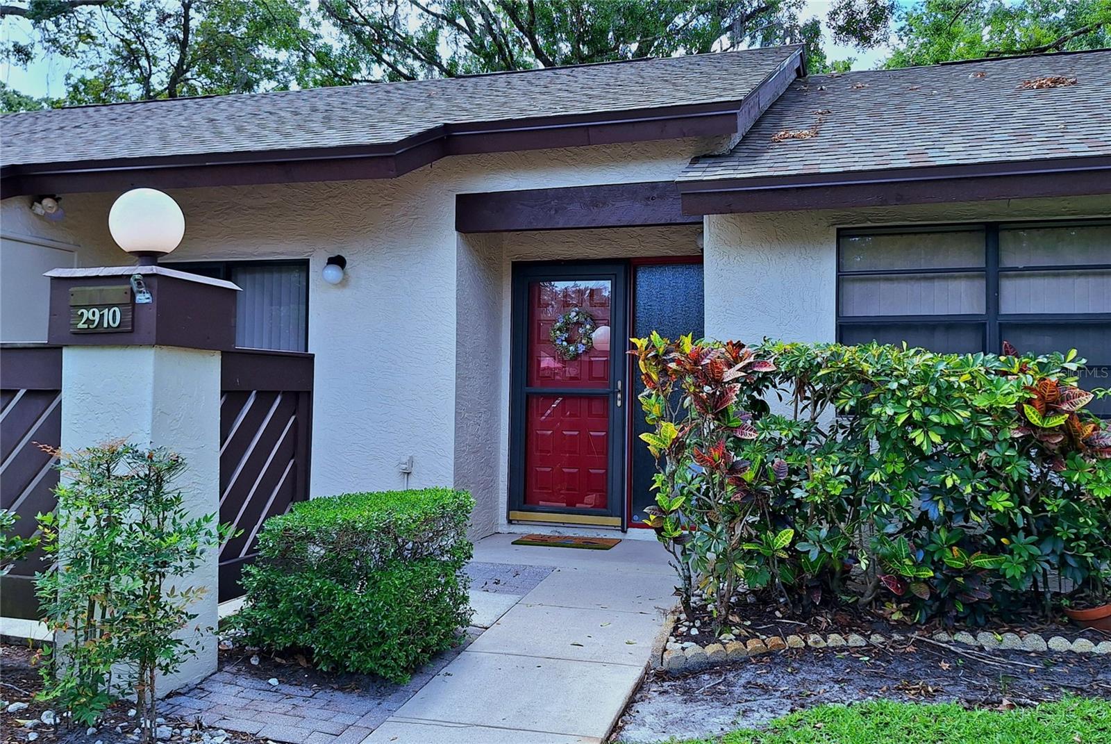 Image 2 of 17 For 2910 Star Apple Court