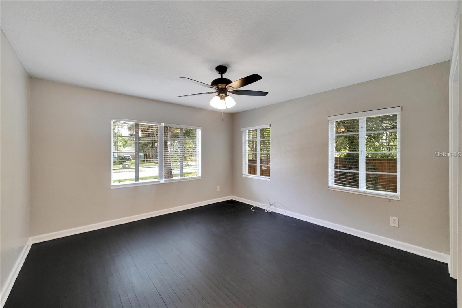Image 20 of 65 For 6110 Suwanee Avenue