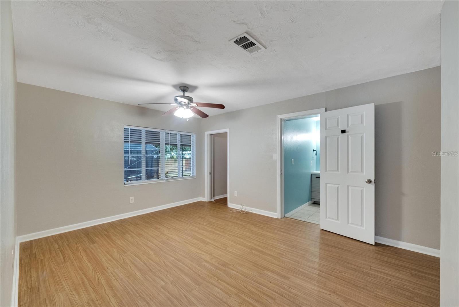 Image 30 of 65 For 6110 Suwanee Avenue