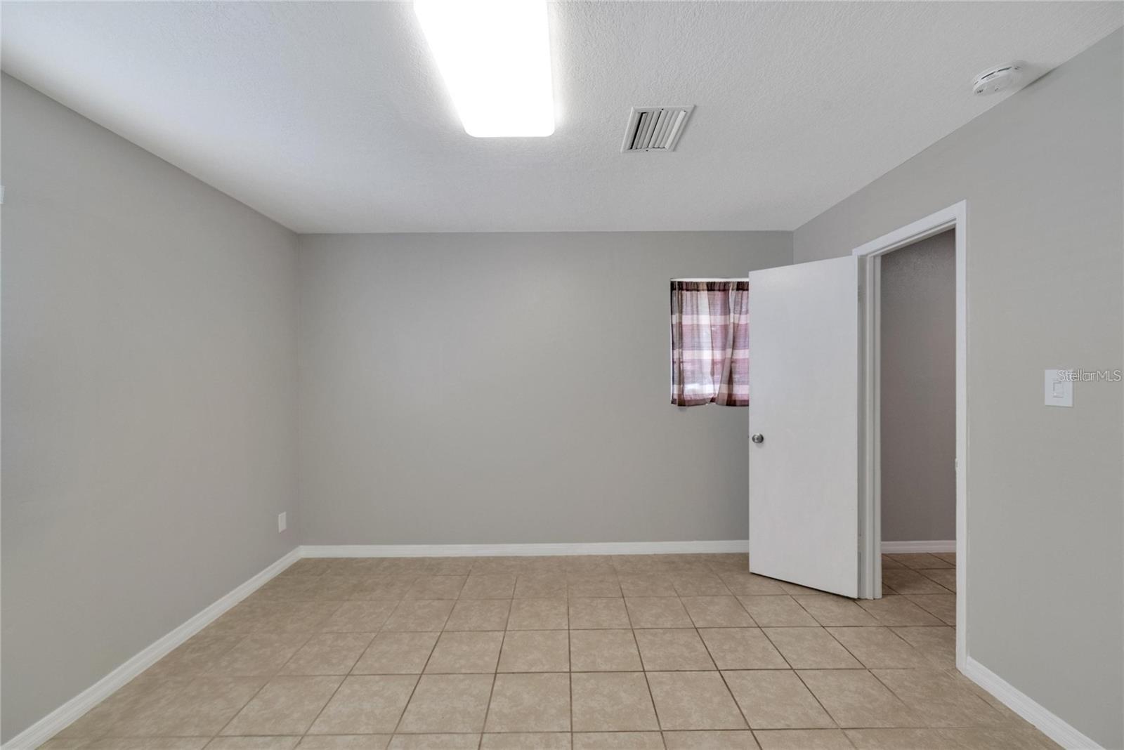 Image 38 of 65 For 6110 Suwanee Avenue