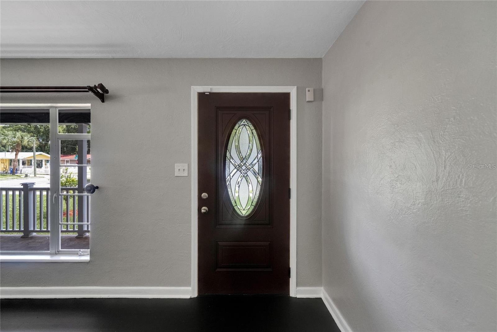 Image 7 of 65 For 6110 Suwanee Avenue