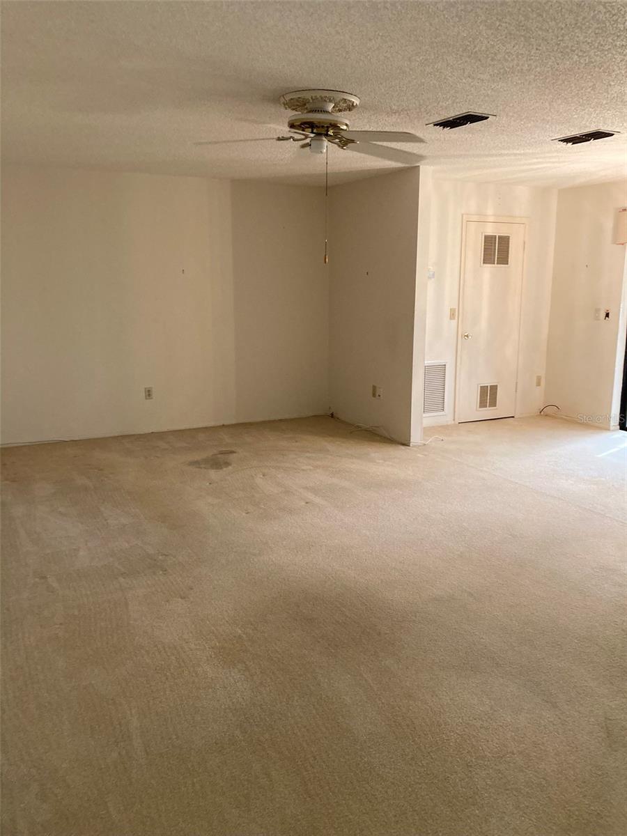 Image 11 of 74 For 7951 58th Avenue N 106