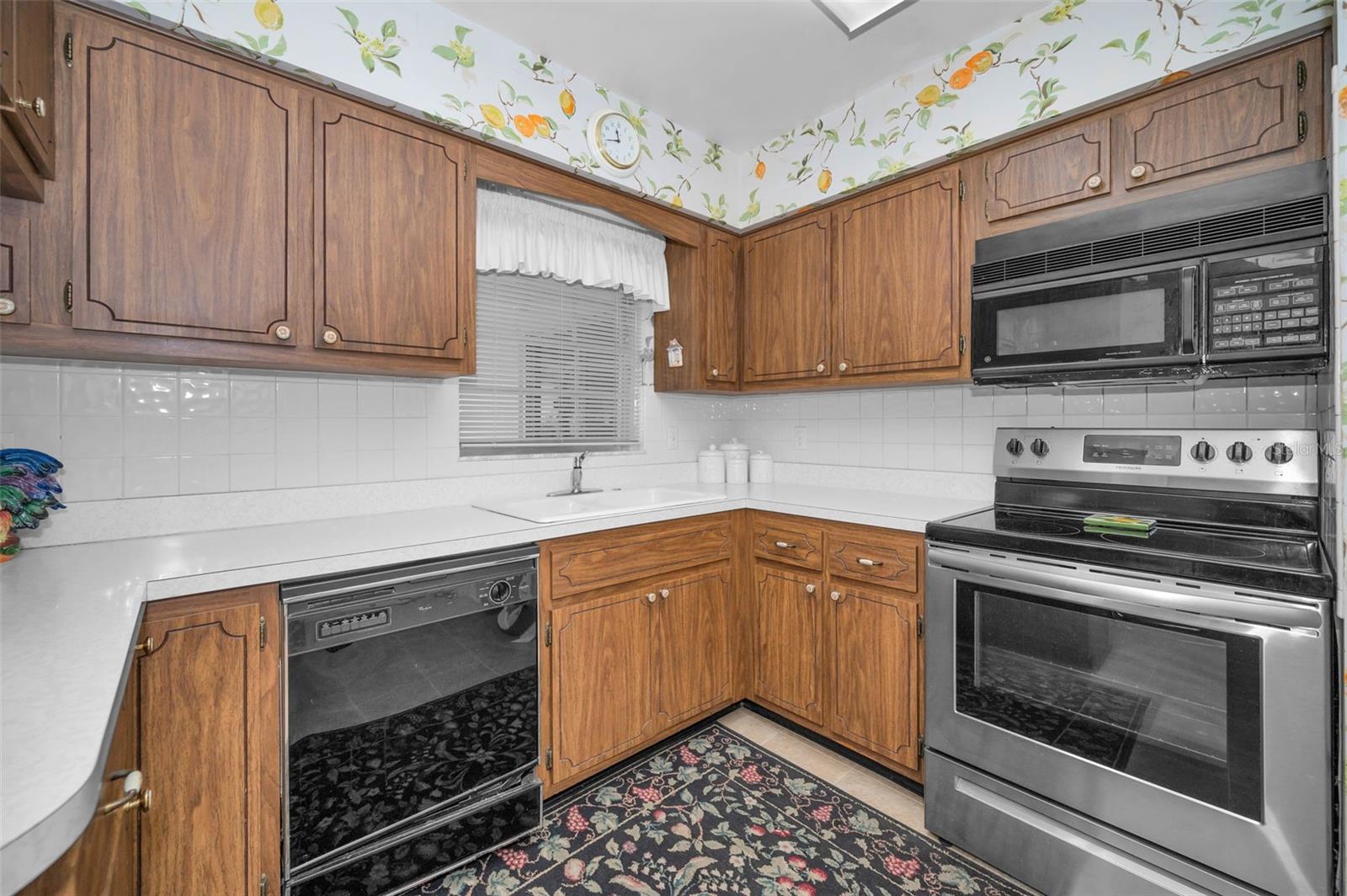 Image 14 of 69 For 3416 Morrison Avenue
