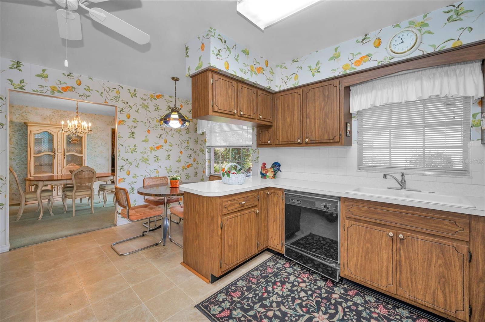 Image 15 of 69 For 3416 Morrison Avenue