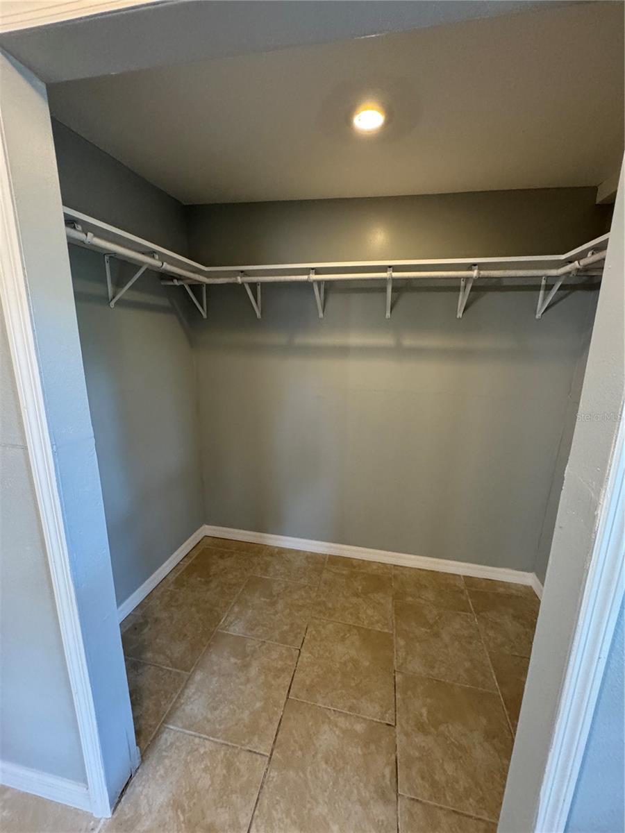 Image 10 of 25 For 438 Country Club Drive