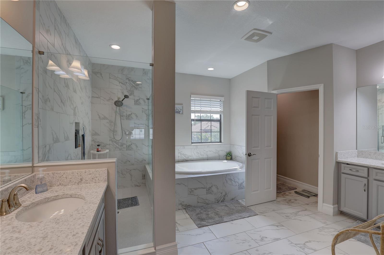 Image 32 of 71 For 11222 Hawks Fern Drive