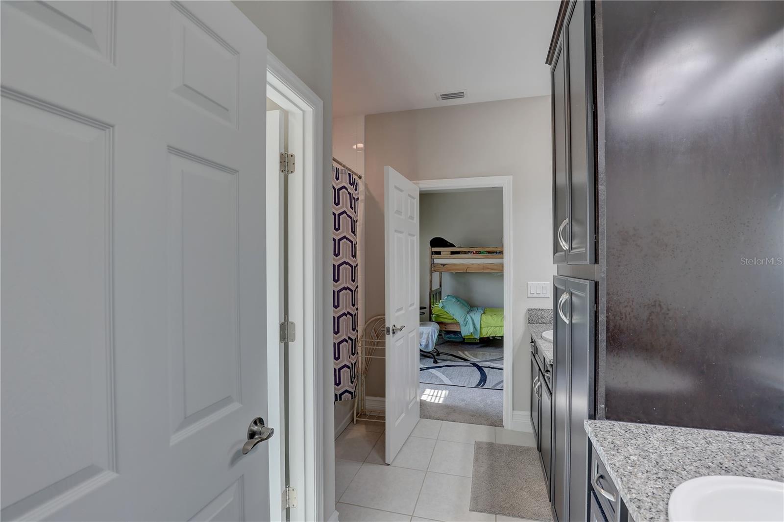 Image 40 of 71 For 11222 Hawks Fern Drive