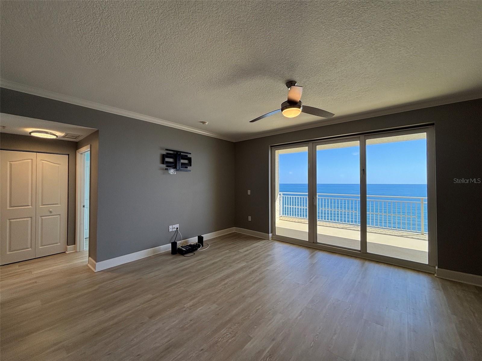 Image 11 of 57 For 2300 Atlantic Avenue 1502