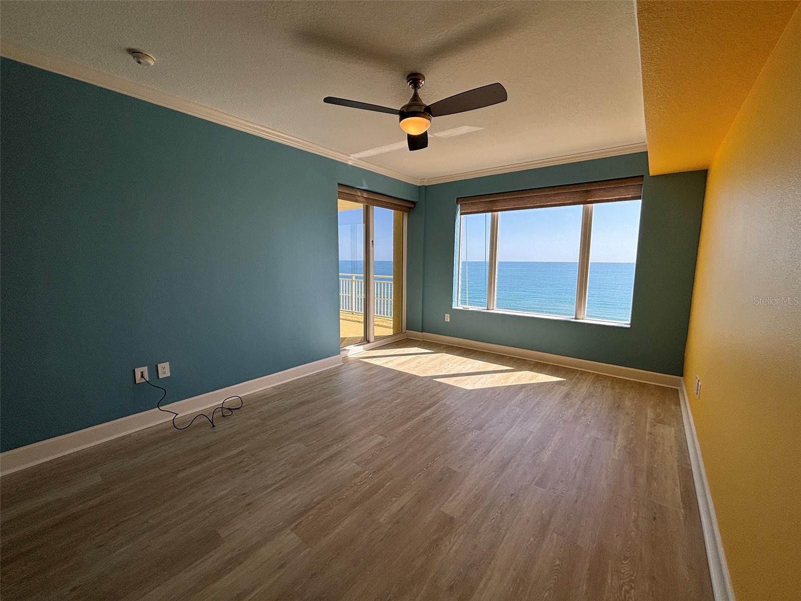 Image 34 of 57 For 2300 Atlantic Avenue 1502