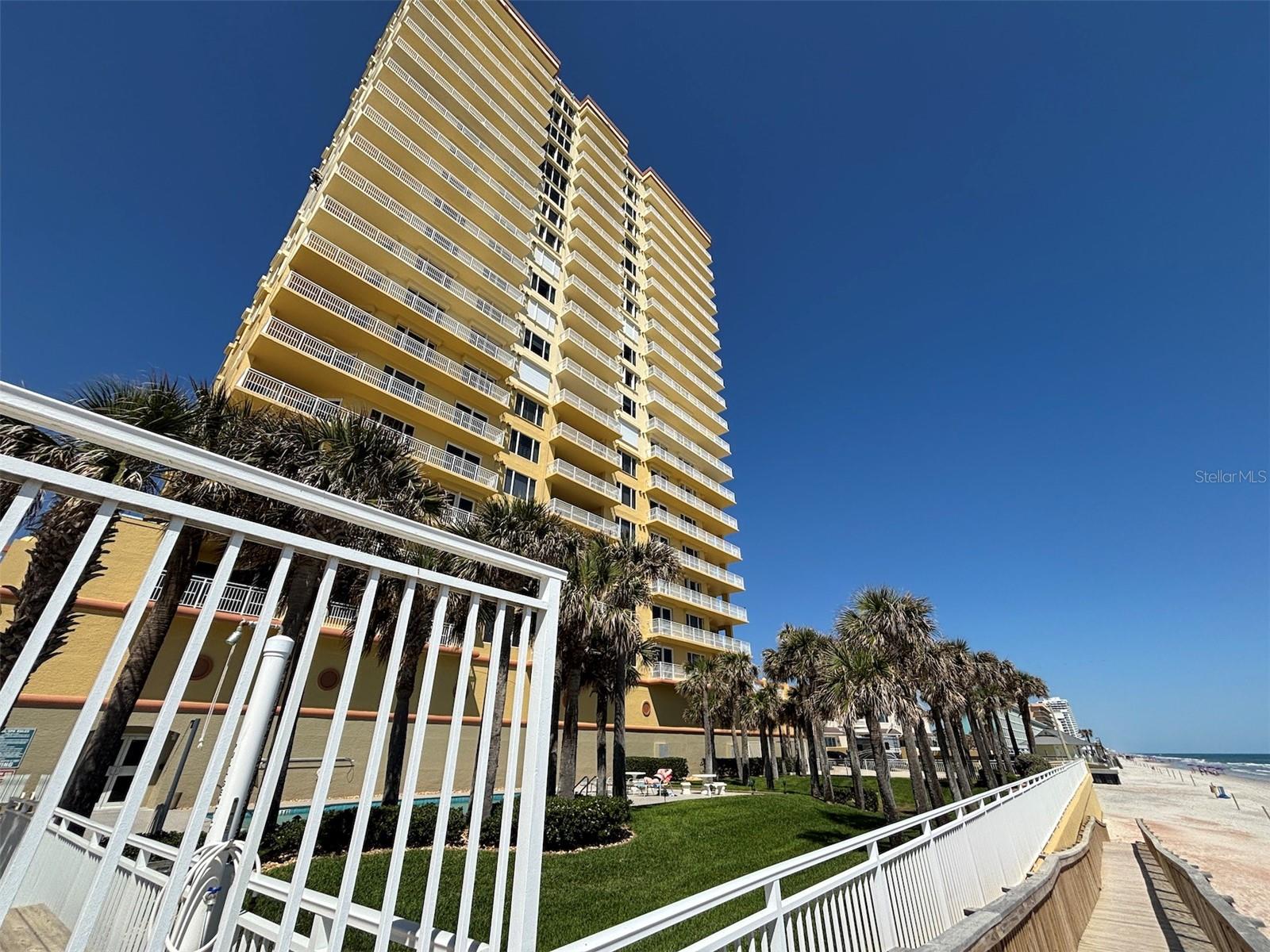 Image 4 of 57 For 2300 Atlantic Avenue 1502
