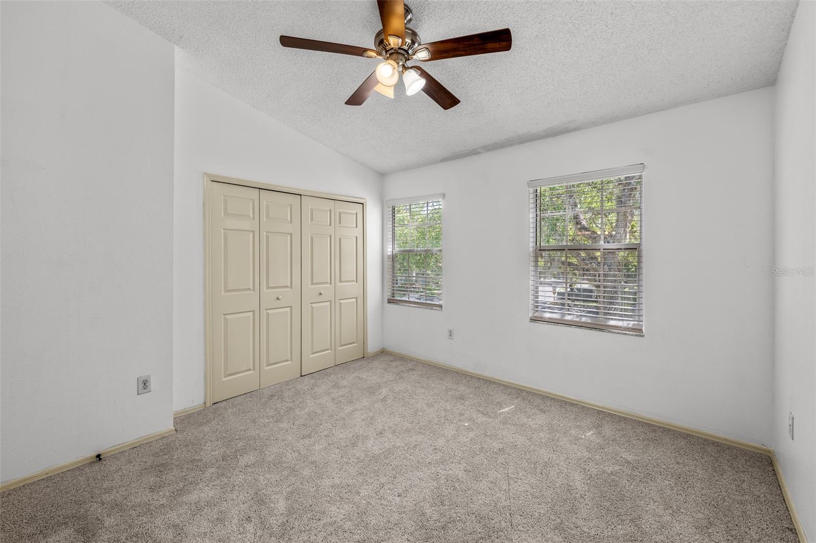 Image 20 of 34 For 8612 Hunters Key Circle