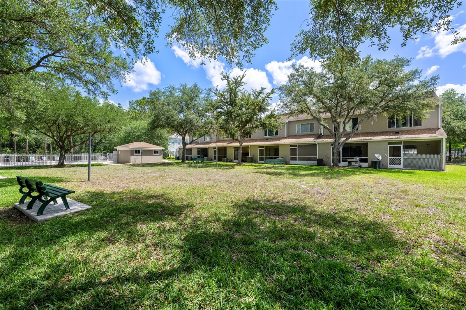 Image 25 of 34 For 8612 Hunters Key Circle