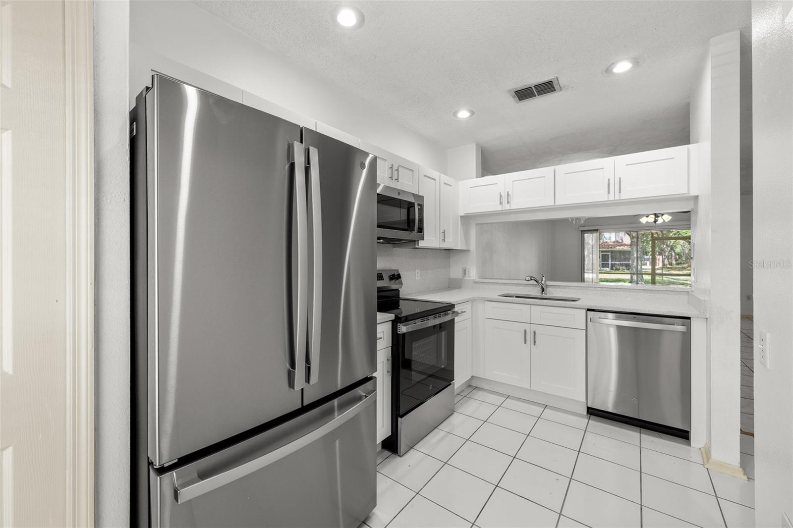 Image 6 of 34 For 8612 Hunters Key Circle