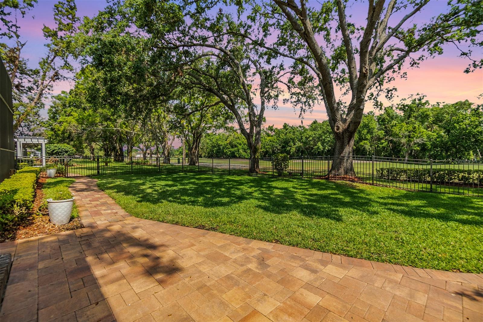 Image 4 of 90 For 2769 St Andrews Boulevard