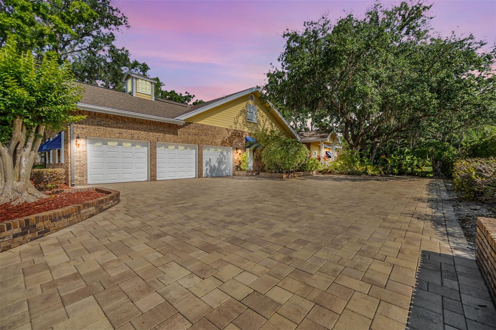 Image 6 of 90 For 2769 St Andrews Boulevard