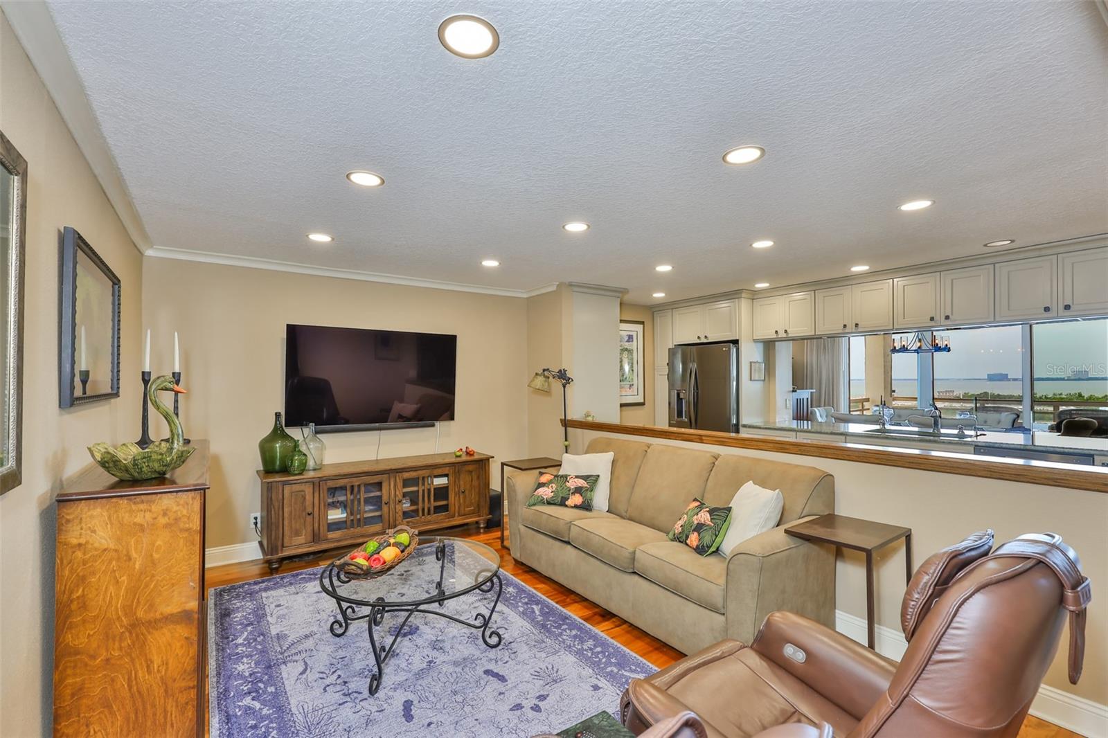 Image 7 of 69 For 5701 Mariner Street 701