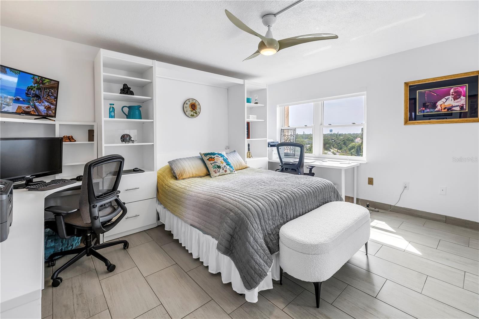 Image 20 of 35 For 1120 Shore Drive Ne 804