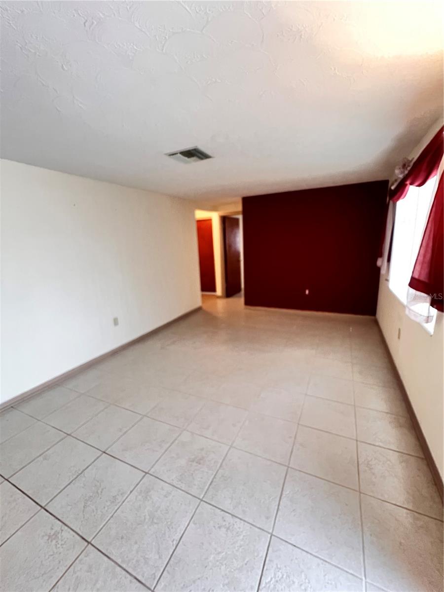 Image 11 of 18 For 1133 Powersong Street