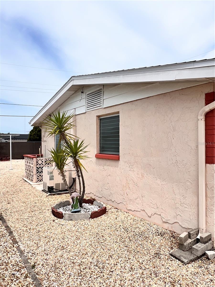 Image 16 of 18 For 1133 Powersong Street